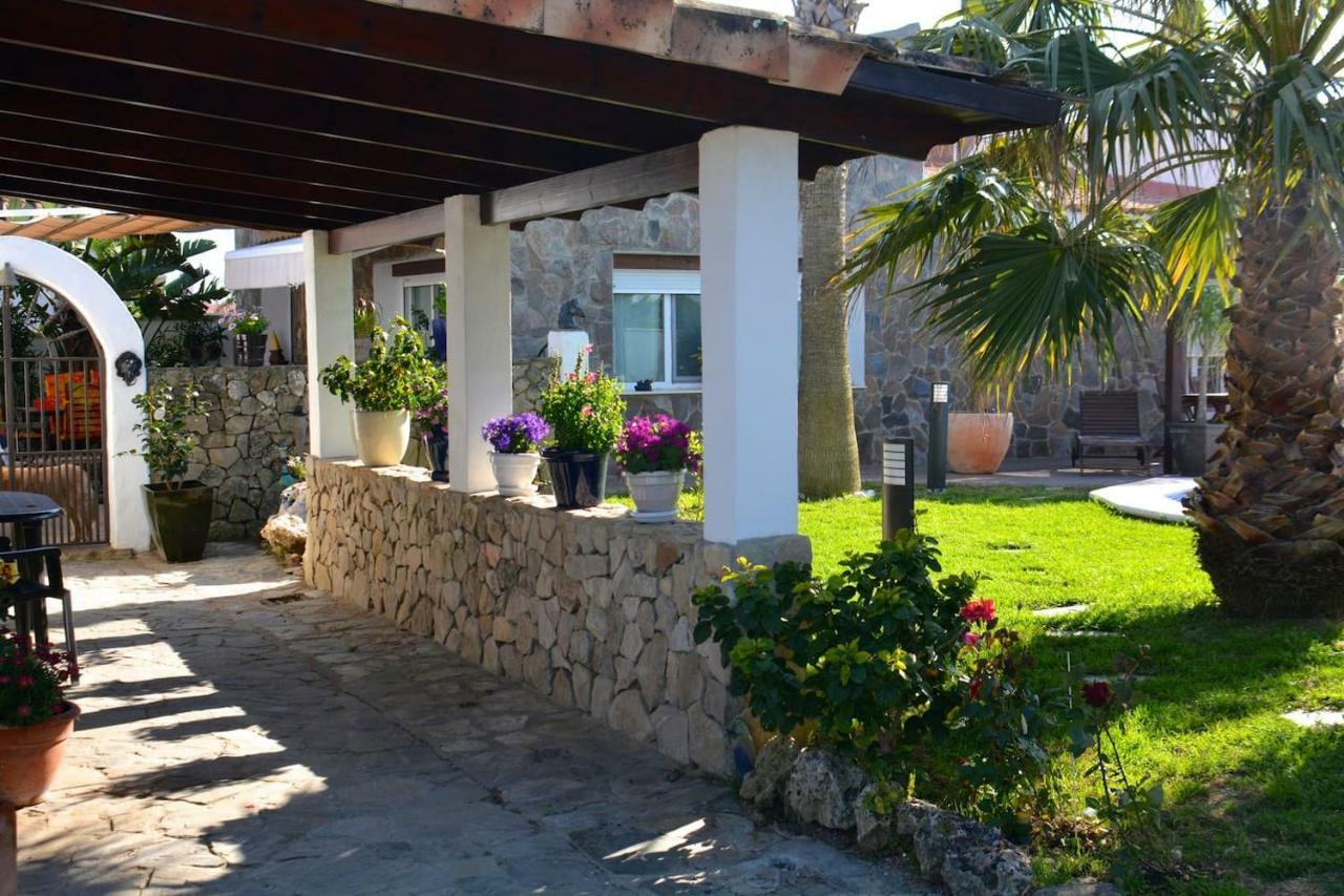 Los Anos Locos Conil De La Frontera Exterior photo